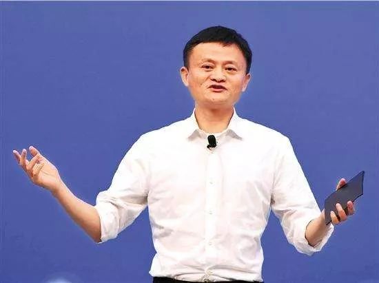 花呗与信用卡比,为什么优先推荐信用卡? 第1张 花呗与信用卡比,为什么优先推荐信用卡? 第1张